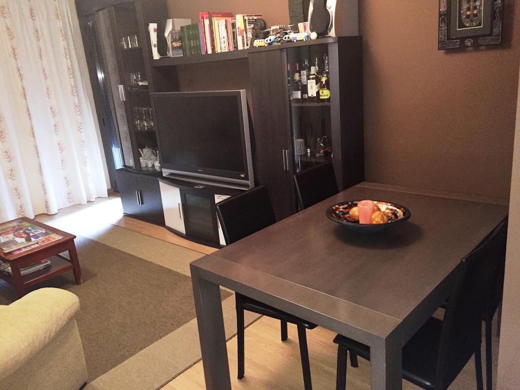 Apartamentos Mequedo Alcañiz Δωμάτιο φωτογραφία