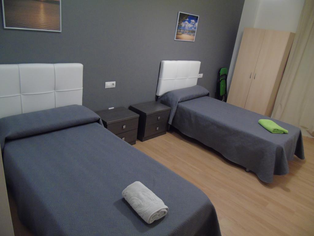 Apartamentos Mequedo Alcañiz Εξωτερικό φωτογραφία
